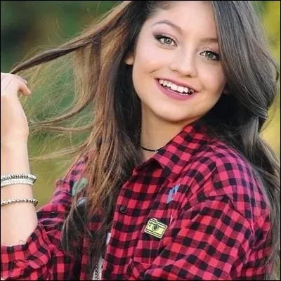 Quel âge a l'actrice qui joue Luna en 2017 ?