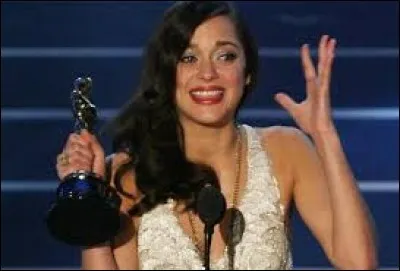 M : Quel titre est celui d'un film biographique ?