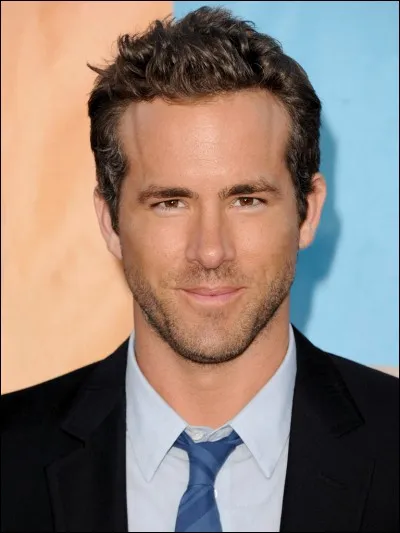Quel âge a Ryan Reynolds ?