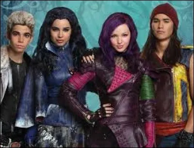 Mal, Evie, Carlos et Jay sont les enfants d'(e) :