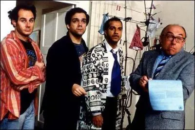 Il porte une jolie veste Pascal Lgitimus dans ce film, lequel ?