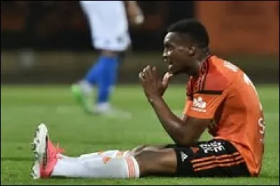 Après dix années consécutives passées au sein de l'élite, quelle équipe 3e de L2 envoya les ''Merlus'' à l'étage inférieur à la suite du barrage perdu en 2017 (2-1, 0-0) ?