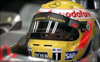 Qui suis-je ? (Aidez-vous de ses beaux yeux !)