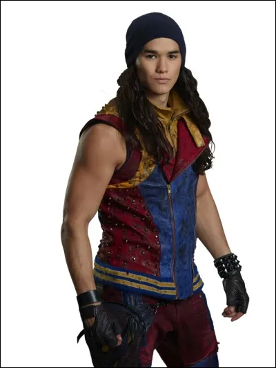 Qui a joué Jay dans "Descendants 2" ?