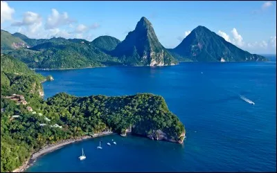 Entre ces trois villes, quelle est la capitale du Belize ?