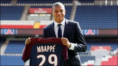 En cette année 2017, le Paris Saint-Germain a réalisé un autre très gros coup, le deuxième plus gros transfert de l'histoire : celui de Kylian Mbappé en provenance de l'AS Monaco. Quel fut le montant du transfert ?