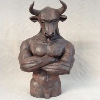 Comment s'appelle la créature mi-homme mi-taureau ?