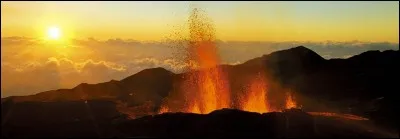 Quel est le type de volcan du piton de la Fournaise ?