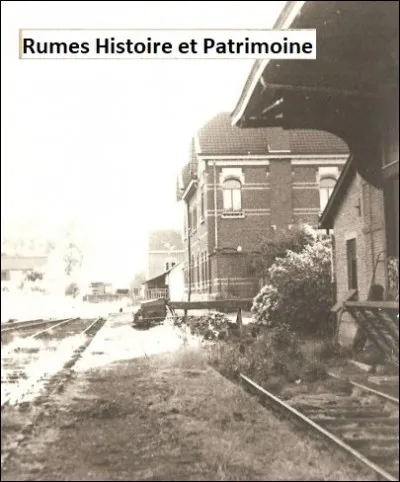 En quelle année la gare de Rumes fut-elle abandonnée et détruite après la guerre 1940/1944 ?