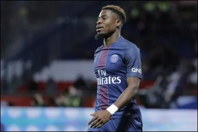 Parti du Paris Saint-Germain après être resté neuf saisons en France, Serge Aurier découvre cette année un nouveau championnat avec un montant de transfert de 25 millions d'euros. Dans quel club l'international ivoirien est-il parti cet été ?