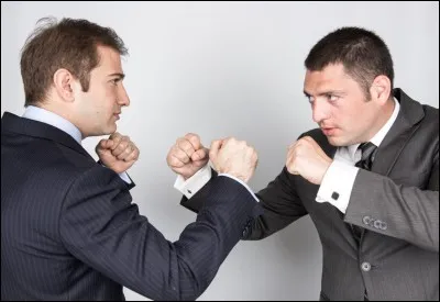 Deux amis s'embrouillent.