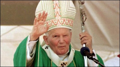 Quel était la nationalité du Pape Jean-Paul II ?