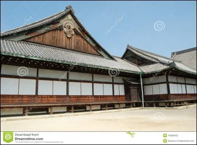 Où se trouve particulièrement cette maison ?