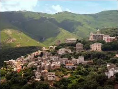 Je vous propose une balade en Corse, &agrave; Rogliano. Historiquement capitale du Cap Corse, cette commune se situe dans le d&eacute;partement ...