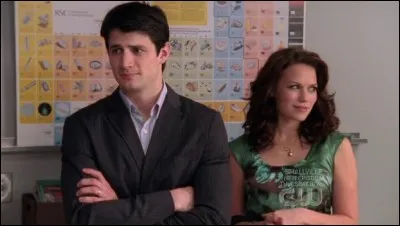 Quel est le nom de l'école prestigieuse dans laquelle est invité Jamie ?