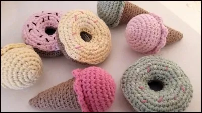 Elle aime beaucoup...