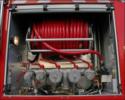 Comment s'appelle cette lance ?