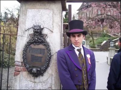 Combien d'employés travaillent dans le parc ?