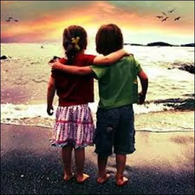 Qui a dit : "Des femmes peuvent très bien lier amitié avec un homme : mais pour la maintenir, il y faut peut-être le concours d'une légère antipathie physique...." ?