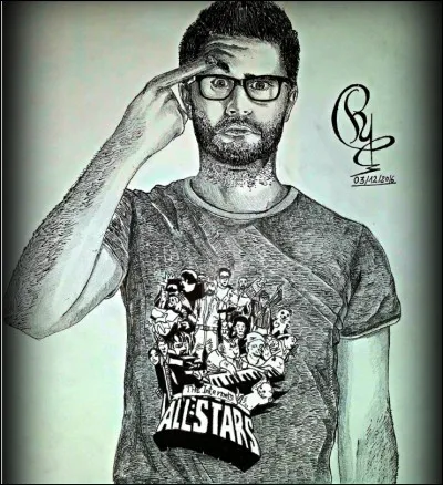 Insulter les gens pour exister, je sais qu'c'est tentant !
Mais fais autre chose de ta vie, tu viens d'avoir 30 ans. Je suis :