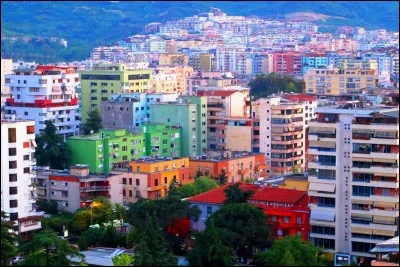 Quelle est la capitale de l'Albanie ?