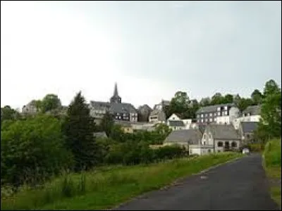 Laqueuille est une commune de l'ancienne région Auvergne située dans le département ...