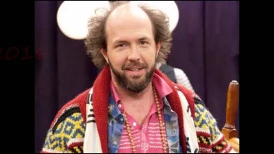 Que leur enseigne leur prof Mr Sikowitz ?