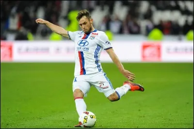 Partant au Lokomotiv Moscou en Russie, combien d'euros a rapporté le transfert de Maciej Rybus à Lyon ?