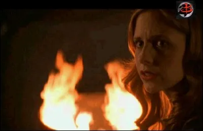 ''Marcher dans les flammes'' : Qui chante ces paroles : "Il me consume, le flambeau que je porte / Elle s'en fiche que je m'en sorte / Qu'elle brûle, j'en rêve'' ?
J'suis libre si Buffy crève...