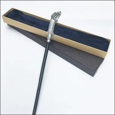 À qui appartient cette baguette ?