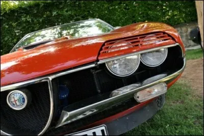 Ce magnifique coupé Alfa est issu d'un show car de l'Exposition universelle de 1967. Quel nom de baptême lui a-t-on donné sachant que c'est celui de la ville où s'est déroulé cet événement ?