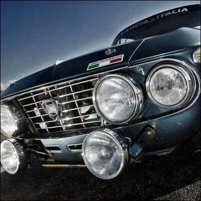 A quelle Lancia sportive appartient cette superbe calandre chromée ?