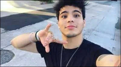 Quel âge a Sebastian ? (Sebastian Villaloboss)