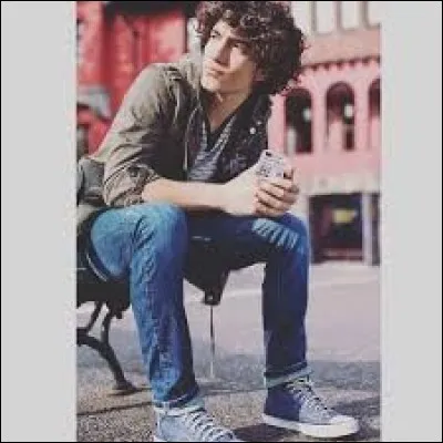 Quel âge a Ramiro ? (Jorge Lopez)