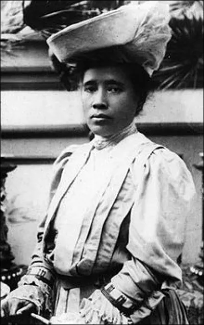 Voici la dernière reine, elle s'appelle :