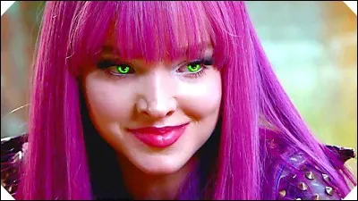 Dans "Descendants 1 et 2" qui est l'amoureux de Mal ?