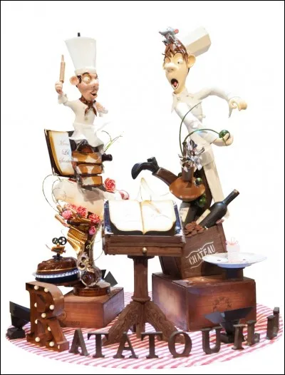 Appétissante sculpture en chocolat sur le thème de "Ratatouille". Nous sommes dans les cuisines de "Chez Gusteau !" un grand restaurant parisien.