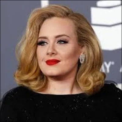 S : Pour quel film Adele a-t-elle chanté la chanson du générique de fin ?