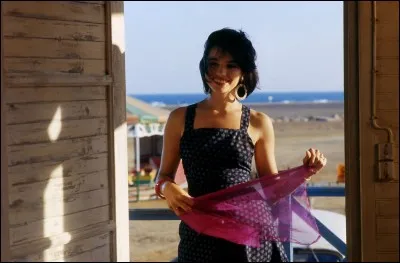 __________ + Béatrice Dalle = "37°2 le matin"