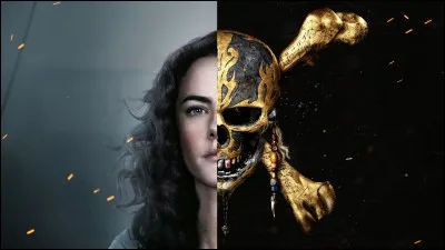 De quelle couleur est la lune dont parle Carina ?