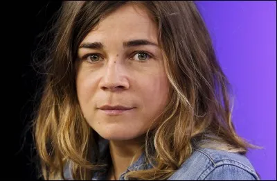 Comment s'appelle la voisine de Tamara ?