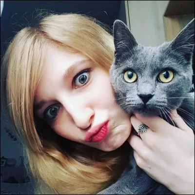 Comment s'appelle son chat ?