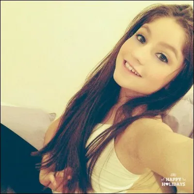 Comment s'appelle sa mère ?