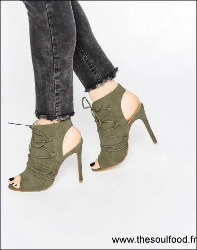 Quelles chaussures mets-tu pour monter à cheval ?