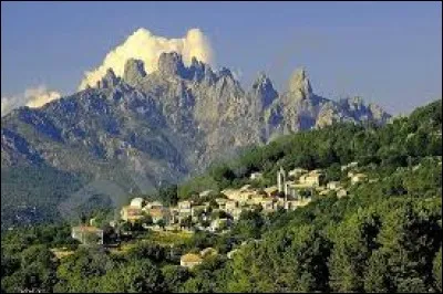 Petit village de 60 habitants, dans l'arrondissement d'Ajaccio, Zevaco se situe dans le département ...