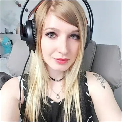 Comment appelle-t-elle sa communauté ?