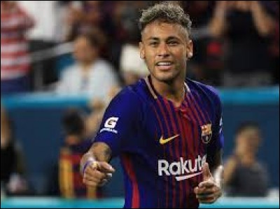 Neymar est parti de Barcelone pour signer...