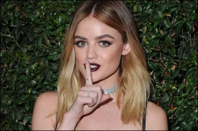 Qui Aria n'a-t-elle jamais fréquenté ?