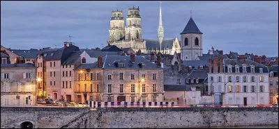 À qui pensez-vous lorsque que je cite la ville d'Orléans ?
