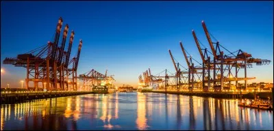 Lequel de ces ports de France a-t-il eu une place importante dans le commerce triangulaire ?